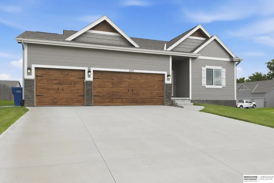 21052 Monroe Street, Elkhorn, NE 68022 - #3