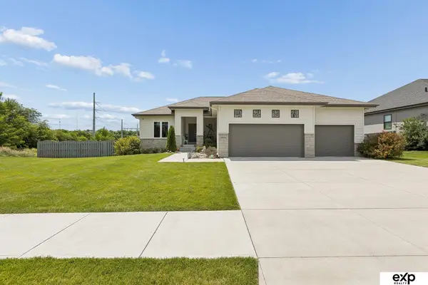 18501 Patrick Avenue, Elkhorn, NE 68022