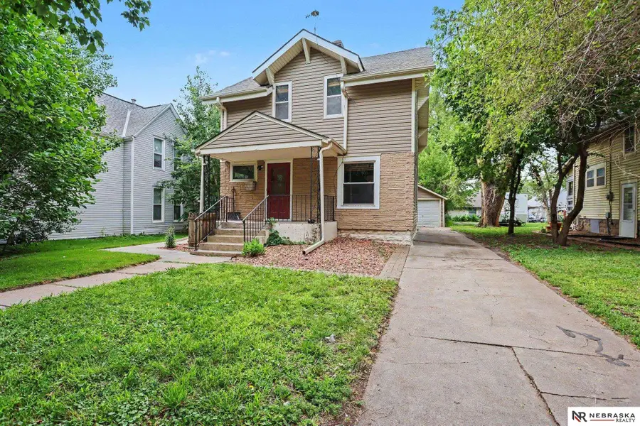 2287 Sheldon Street, Lincoln, NE 68503 - #2