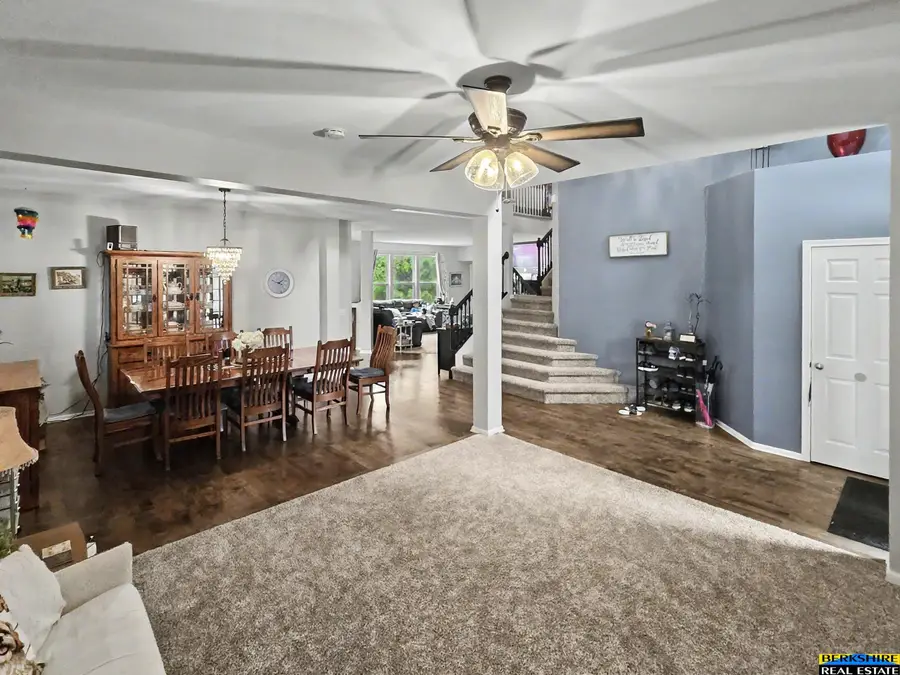 2340 Sand Hills Drive, Papillion, NE 68046 - #3