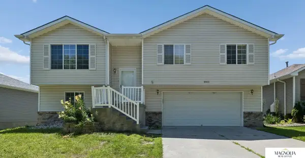 6933 N Steamboat Drive, Lincoln, NE 68521
