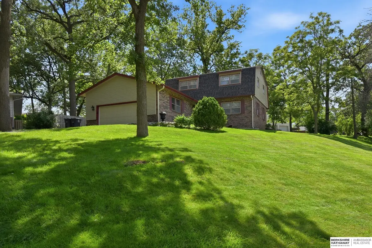 18 Scarlet Oaks Road, Council Bluffs, IA 51503 - #1