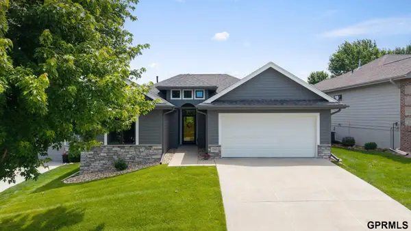 15463 Ogden Circle, Omaha, NE 68116