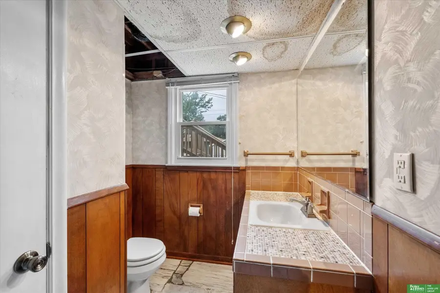 3612 S 106th Street, Omaha, NE 68124 - #3