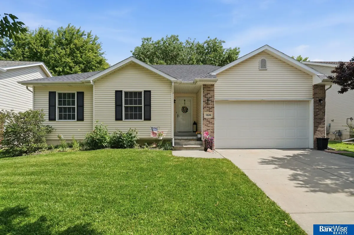 5626 NW 11th Circle, Lincoln, NE 68521 - #1