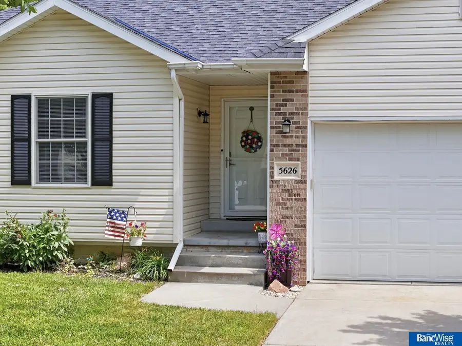 5626 NW 11th Circle, Lincoln, NE 68521 - #3