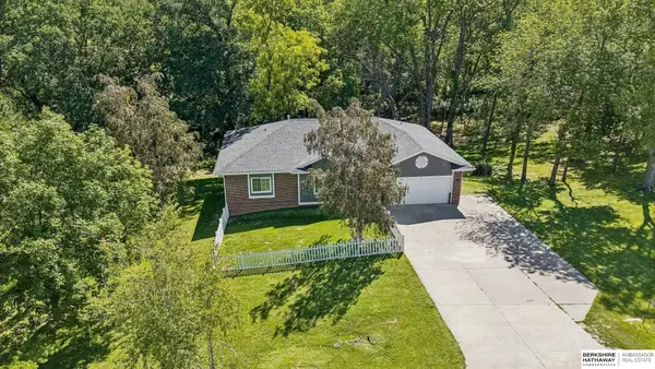 54971 Emerald Lane, Glenwood, IA 51534