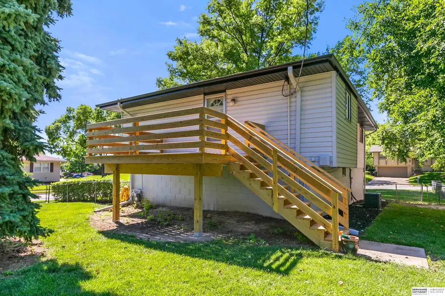 2118 S 122nd Avenue, Omaha, NE 68144 - #2
