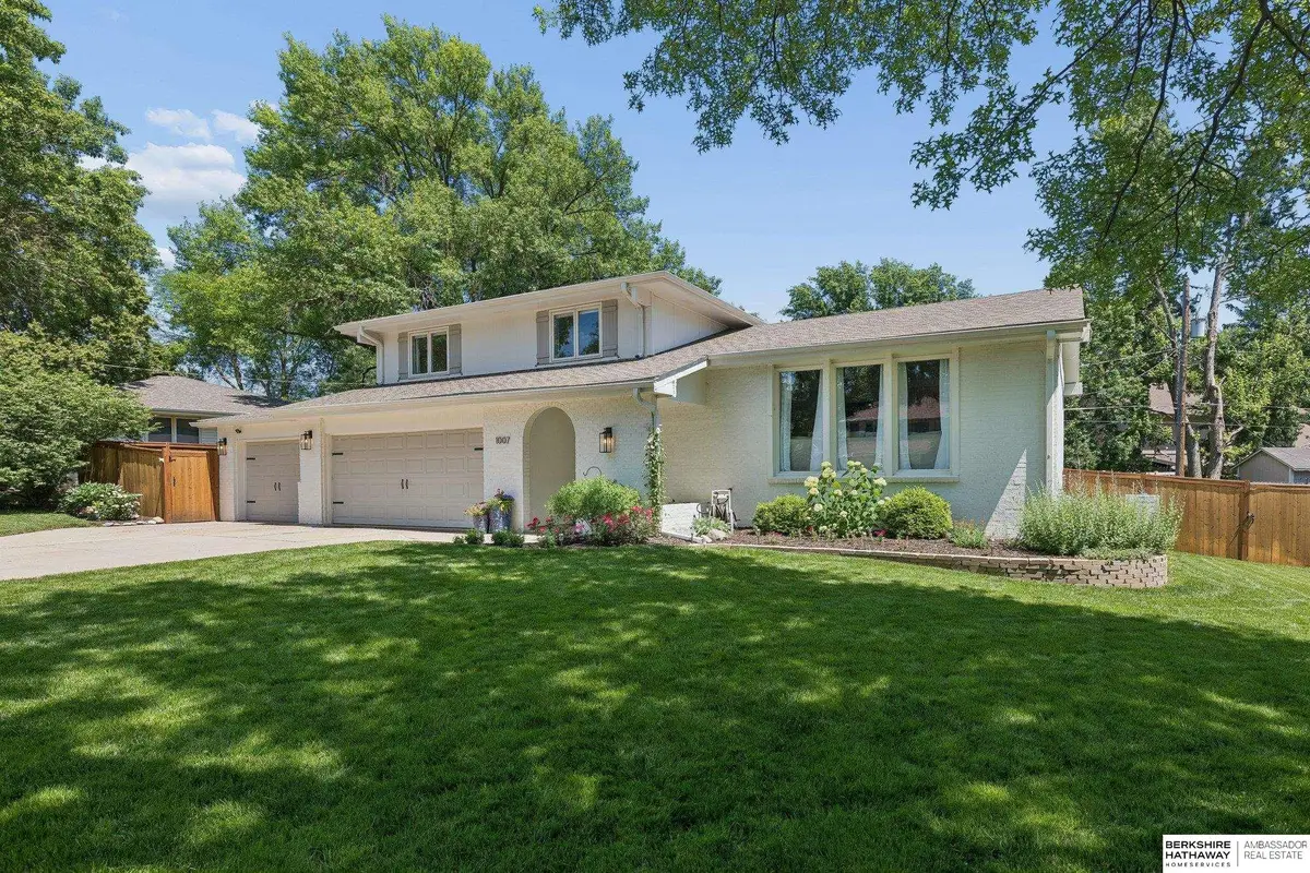 1007 S 218th Street, Omaha, NE 68022 - #1
