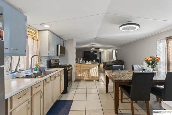 12845 Manderson Plaza #Lot 217, Omaha, NE 68164