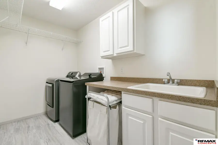 6900 Lacroix Drive, Lincoln, NE 68526 - #2