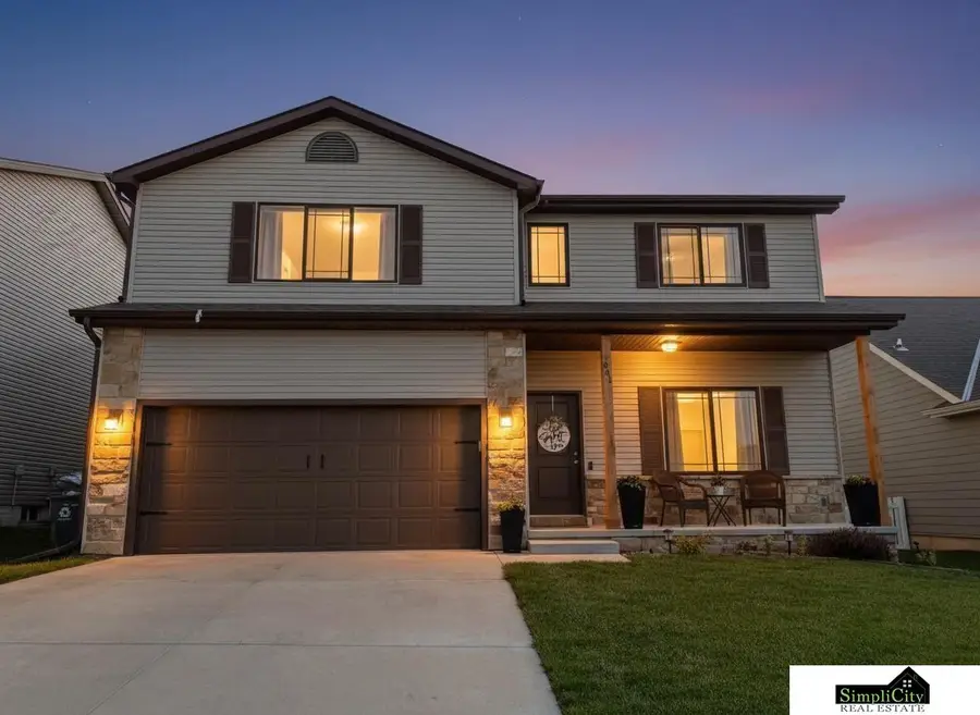 941 Scotts Creek Court, Hickman, NE 68372 - #2