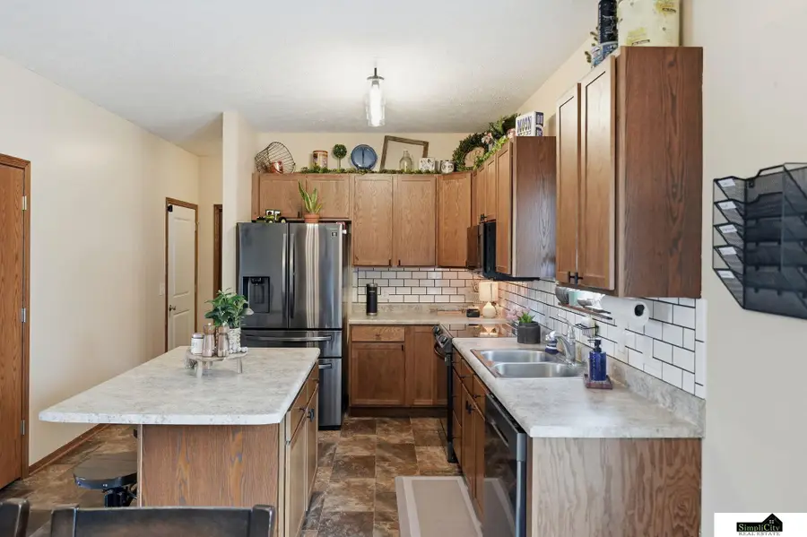 941 Scotts Creek Court, Hickman, NE 68372 - #3
