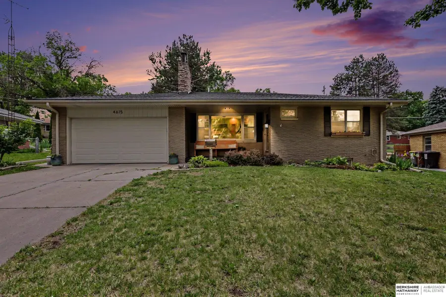 4615 Bryson Street, Lincoln, NE 68510 - #3