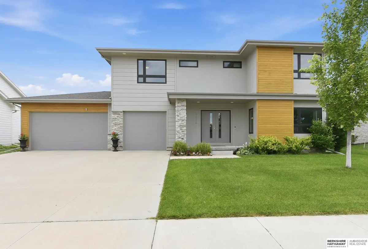 2514 N 184th Street, Elkhorn, NE 68022 - #1