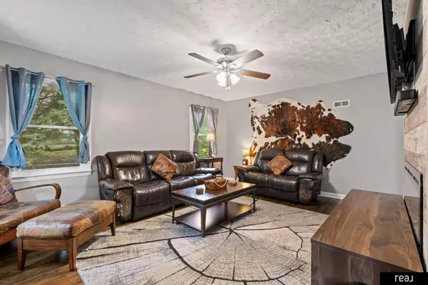 1018 3rd Avenue, Plattsmouth, NE 68048