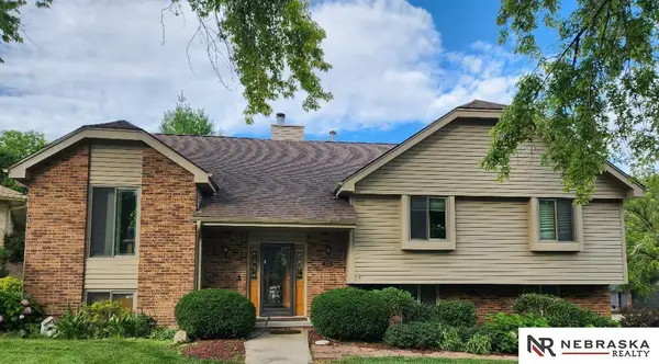 205 N 159 Circle, Omaha, NE 68118