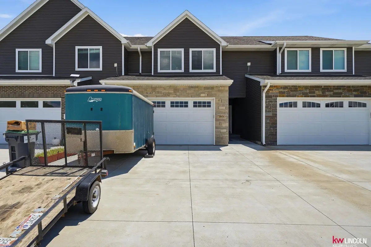 1871 Titan Place, Hickman, NE 68372 - #1