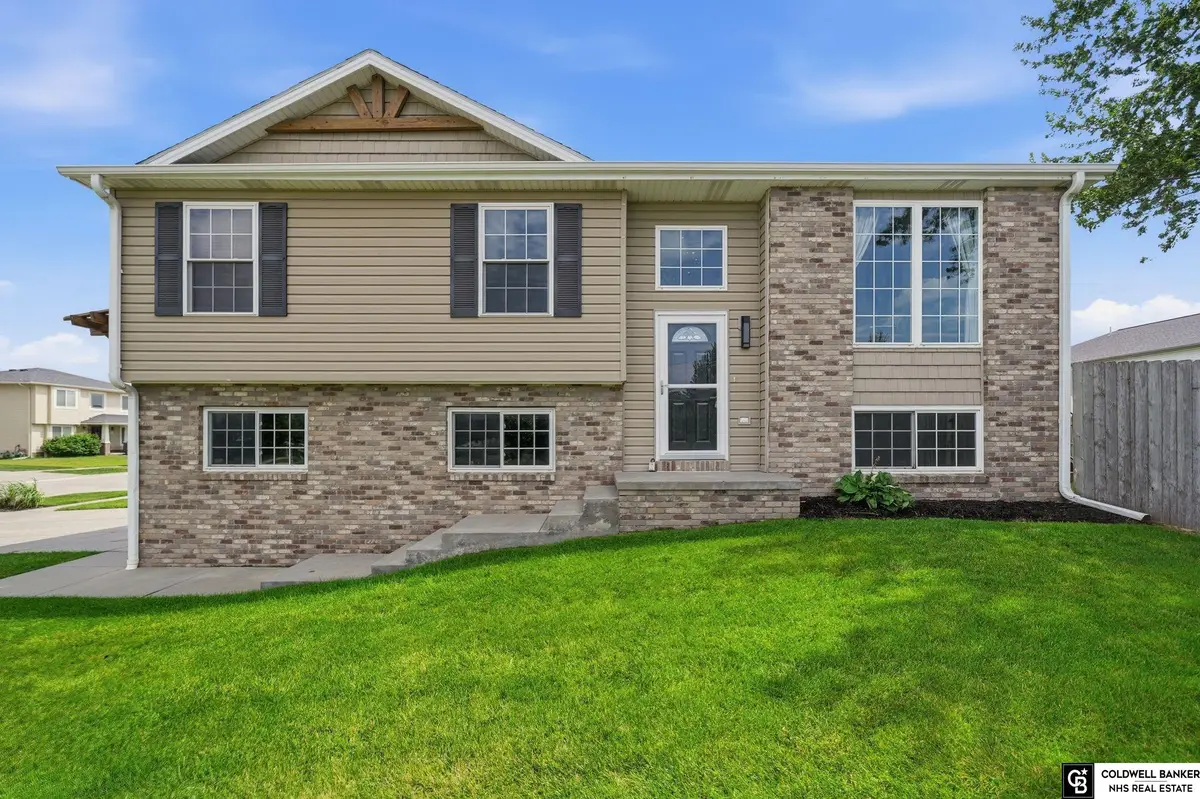 5701 S 96 Street, Lincoln, NE 68526 - #1