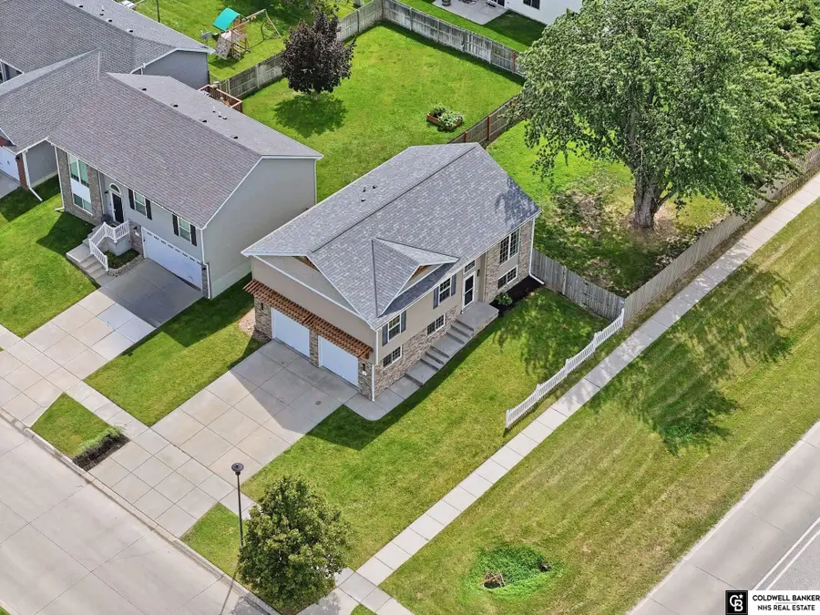 5701 S 96 Street, Lincoln, NE 68526 - #3