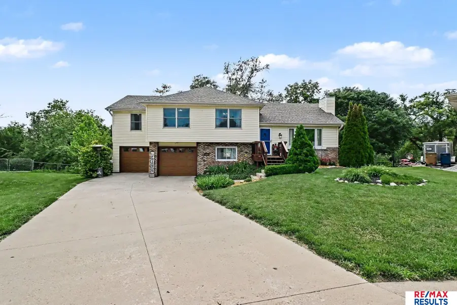 1005 Dogwood Circle, Bellevue, NE 68005 - #2