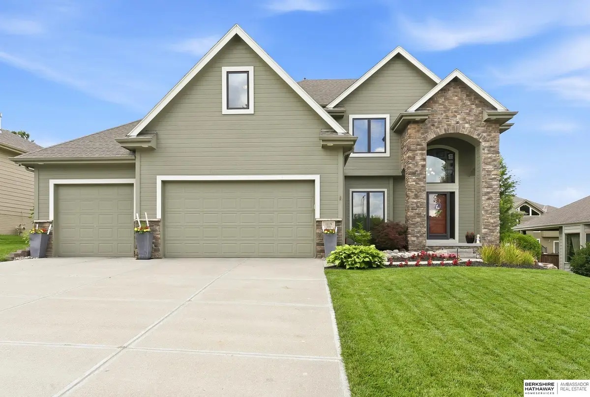 18229 C Street, Omaha, NE 68130 - #1