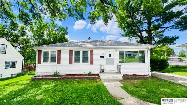 7452 Rogers Road, Omaha, NE 68124