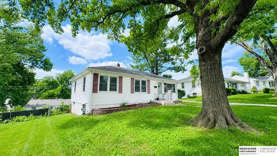 7452 Rogers Road, Omaha, NE 68124 - #2