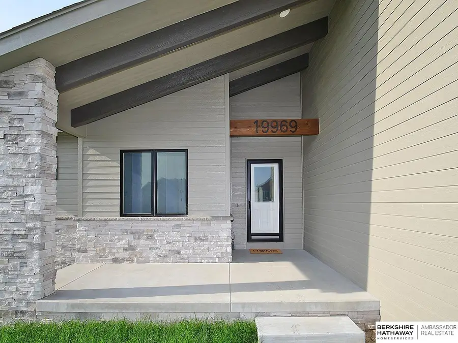 19969 Monroe Street, Omaha, NE 68135 - #2