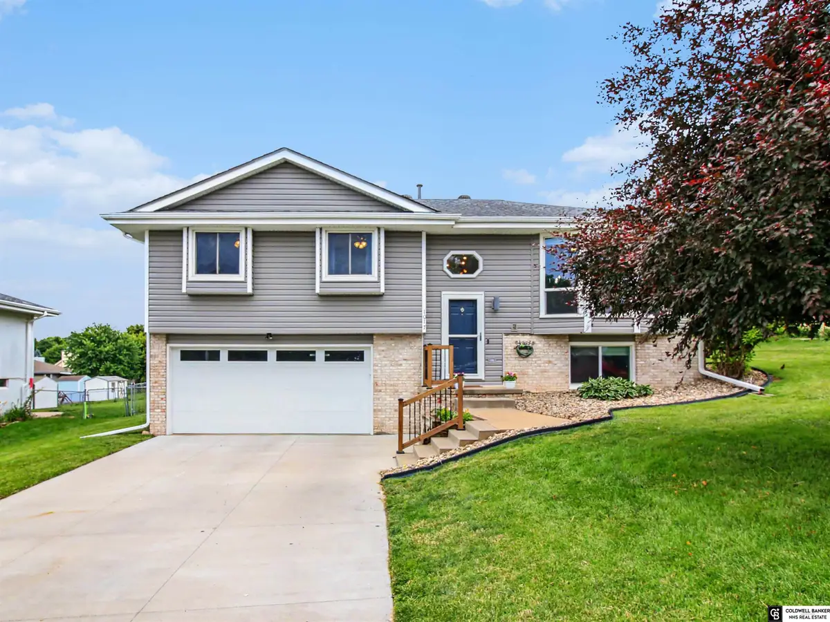 1017 Grenoble Drive, Bellevue, NE 68123 - #1