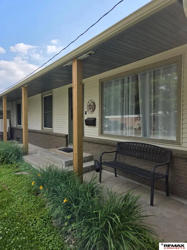 1007 5th Street, Friend, NE 68359