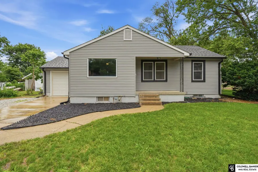 1016 N Elmer Avenue, York, NE 68467 - #3