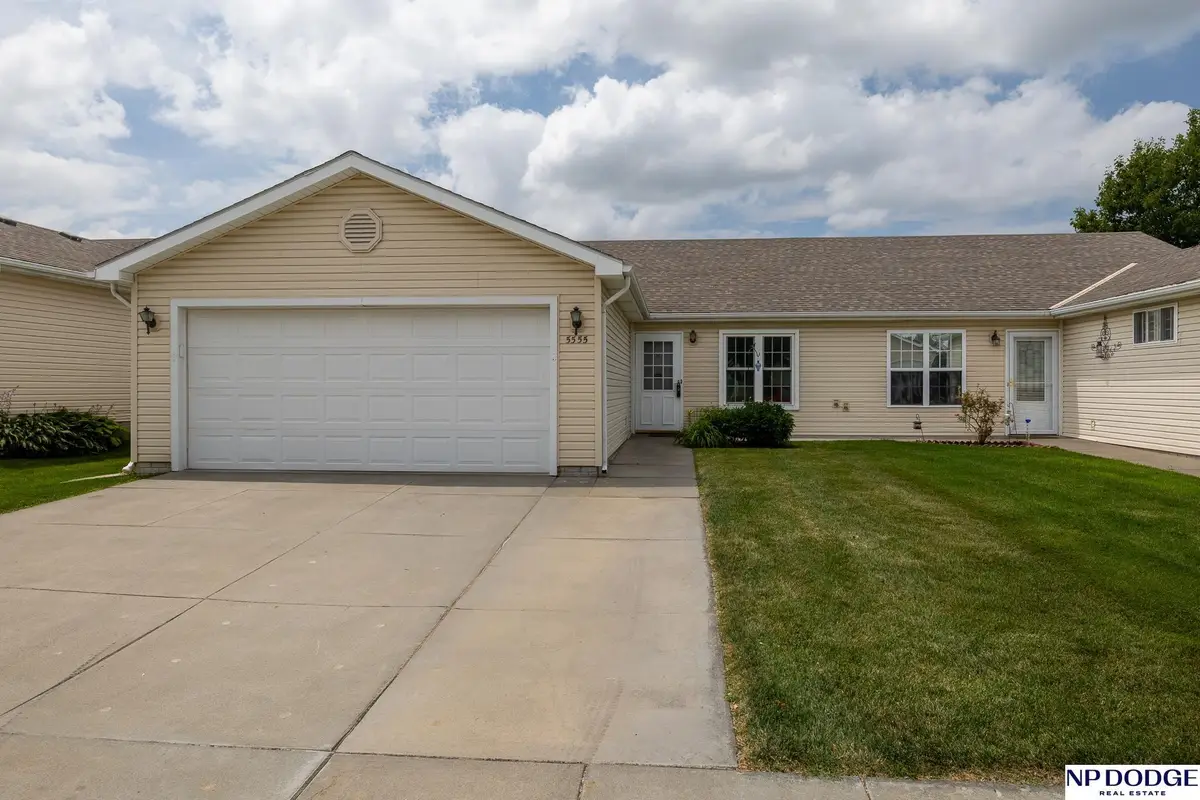 5555 N 26th Place, Lincoln, NE 68521 - #1