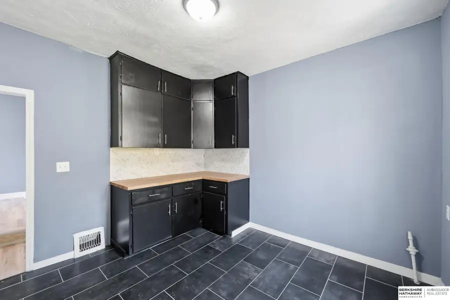 1775 S 9 Street, Omaha, NE 68108 - #3