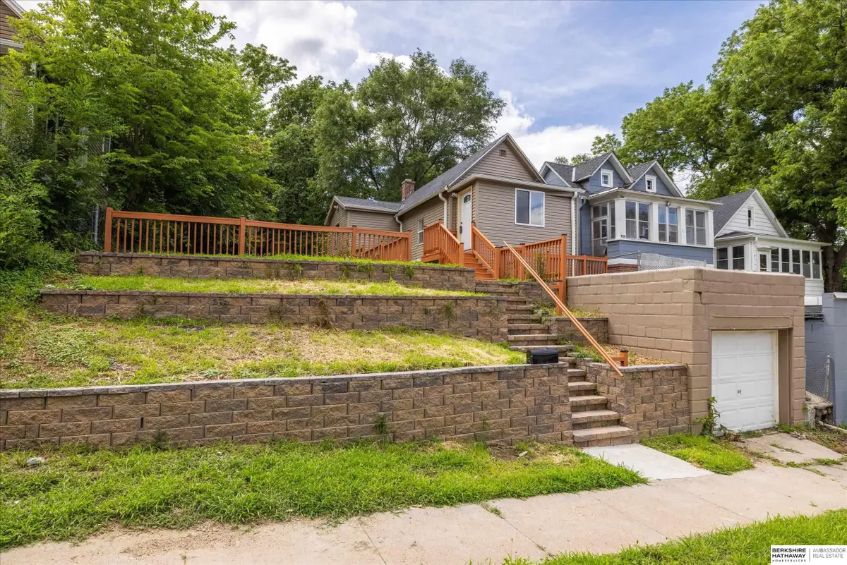 5030 S 18th Street, Omaha, NE 68107 - #1