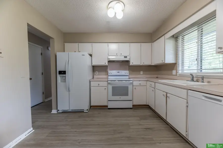 2512 N 143 Street, Omaha, NE 68164 - #2
