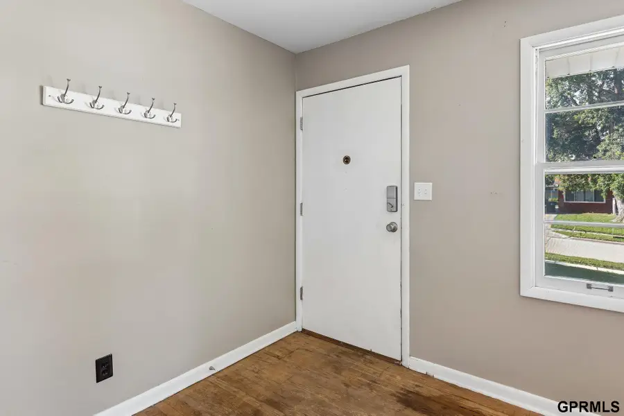 7704 Lafayette Avenue, Omaha, NE 68114 - #3