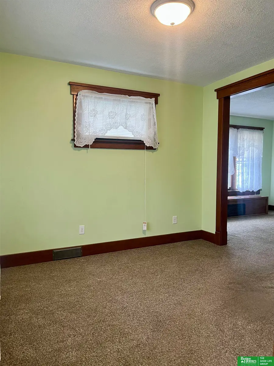 312 N 33rd Street, Omaha, NE 68132 - #3