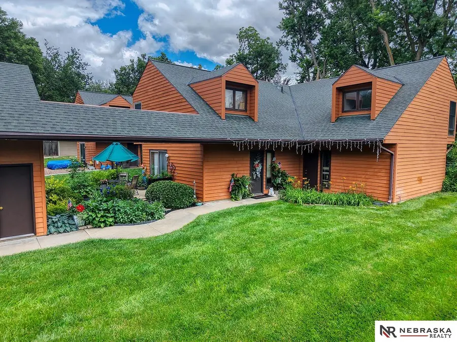 3440 S 39th Street, Lincoln, NE 68506 - #2