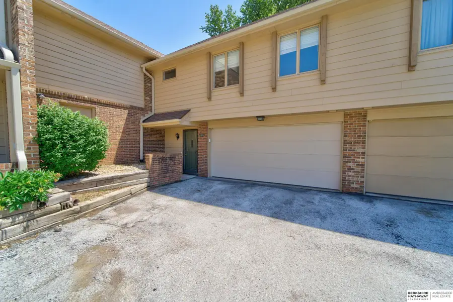 2223 S 51st Street #11, Omaha, NE 68106 - #2