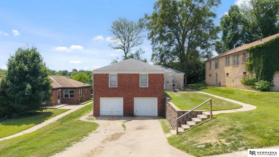 5833-5835 Lafayette Avenue, Omaha, NE 68132 - #2