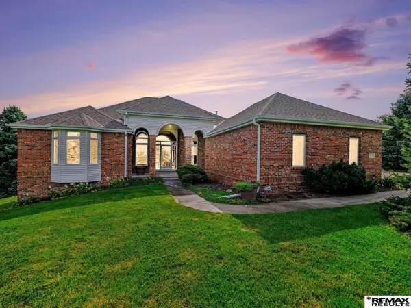 11425 S 216th Street, Gretna, NE 68028
