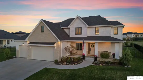 21165 C Street, Elkhorn, NE 68022