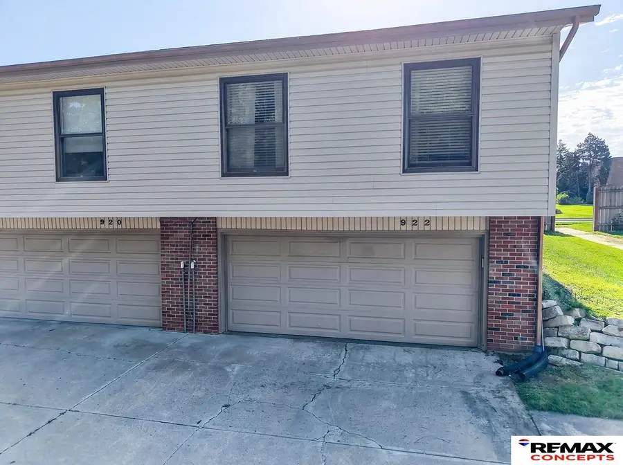 922 Carriage Way, Lincoln, NE 68510 - #3