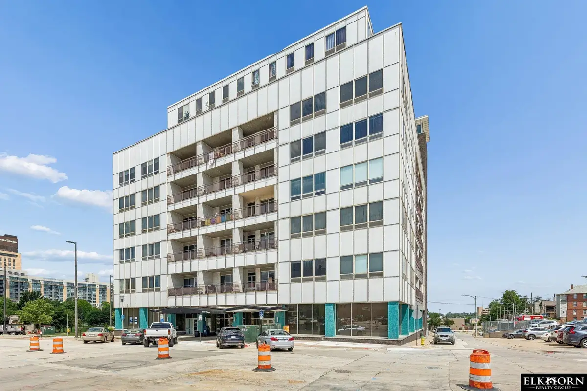 3000 Farnam Street #8F, Omaha, NE 68131 - #1