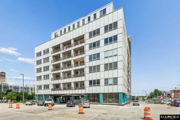 3000 Farnam Street #8F, Omaha, NE 68131