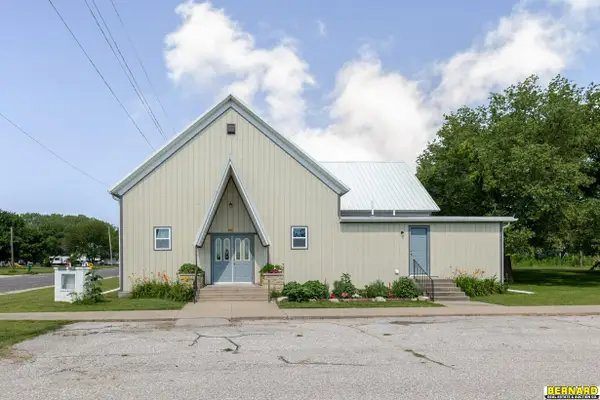 812 Lafayette Street, Brock, NE 68320