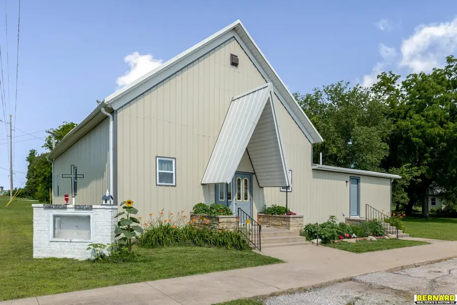 812 Lafayette Street, Brock, NE 68320 - #2