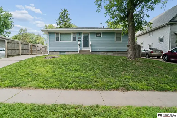 6420 Lexington Avenue, Lincoln, NE 68505