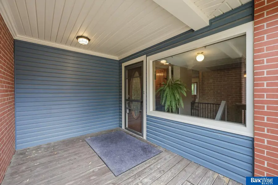 5410 Wilkins Circle, Lincoln, NE 68524 - #2